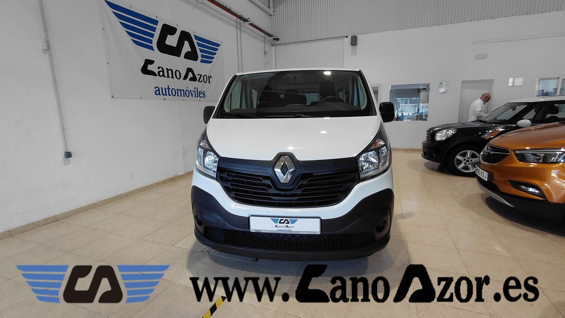 Foto del RENAULT Trafic Combi Mixto 5-6 1.6dCi TT Energy L N1 92kW