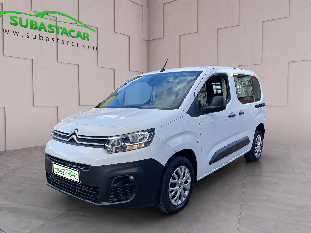 CITROEN Berlingo (Berlingo Talla M BlueHDi 100 S&S LIVE PACK BUSINE) en Mad
