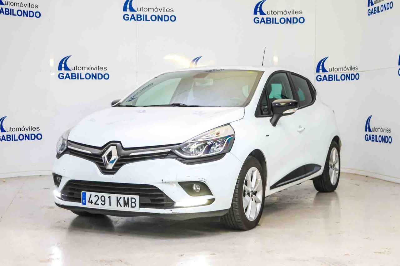 RENAULT Clio (Limited 1.2 16v 55kW (75CV) -18) en Valladolid