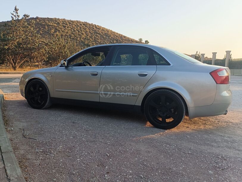 Foto del AUDI A4 Avant 1.8T quattro