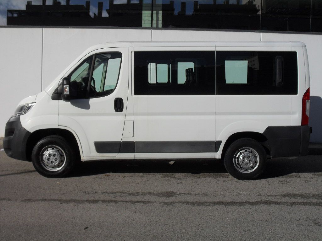 Foto del CITROEN Jumper Combi 2.0BlueHDI 30L1H1 110