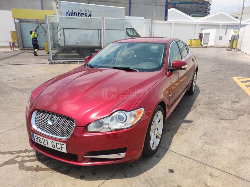 Foto del JAGUAR XF 2.7D V6 Luxury Aut.