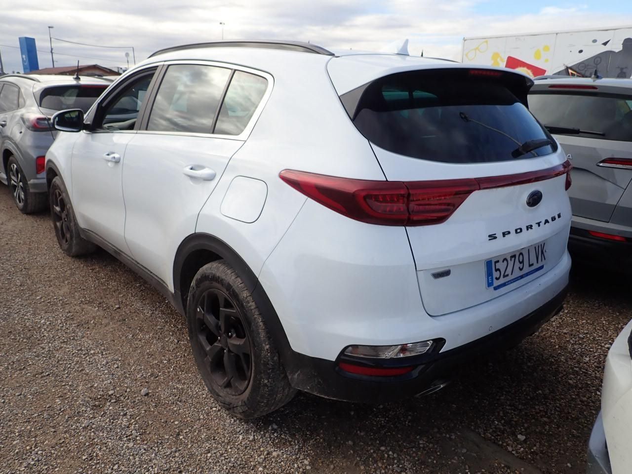Foto del KIA Sportage 1.6 MHEV Black Edition 4x2 136