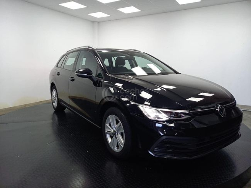 Foto del VOLKSWAGEN Golf Variant 1.0 eTSI Life DSG 81kW