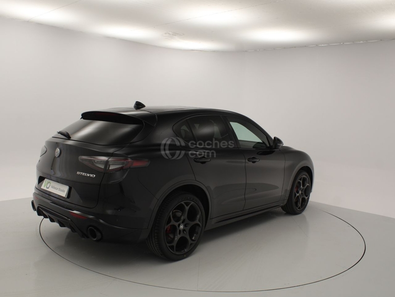 Foto del ALFA ROMEO Stelvio 2.2 Veloce Q4 210 Aut.