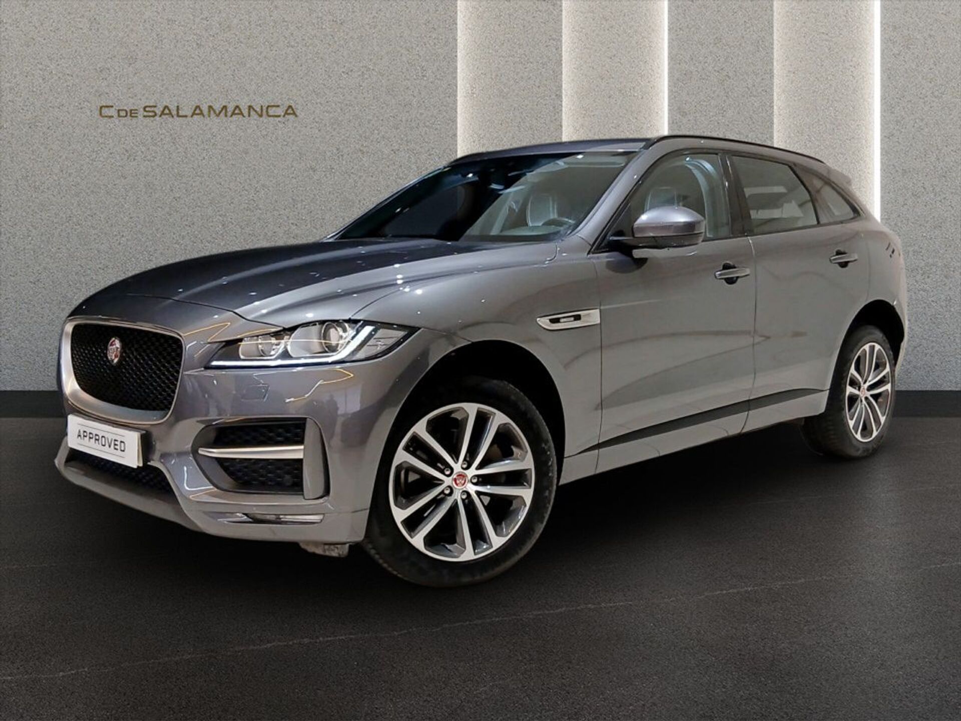 Imagen 1 de JAGUAR F-Pace