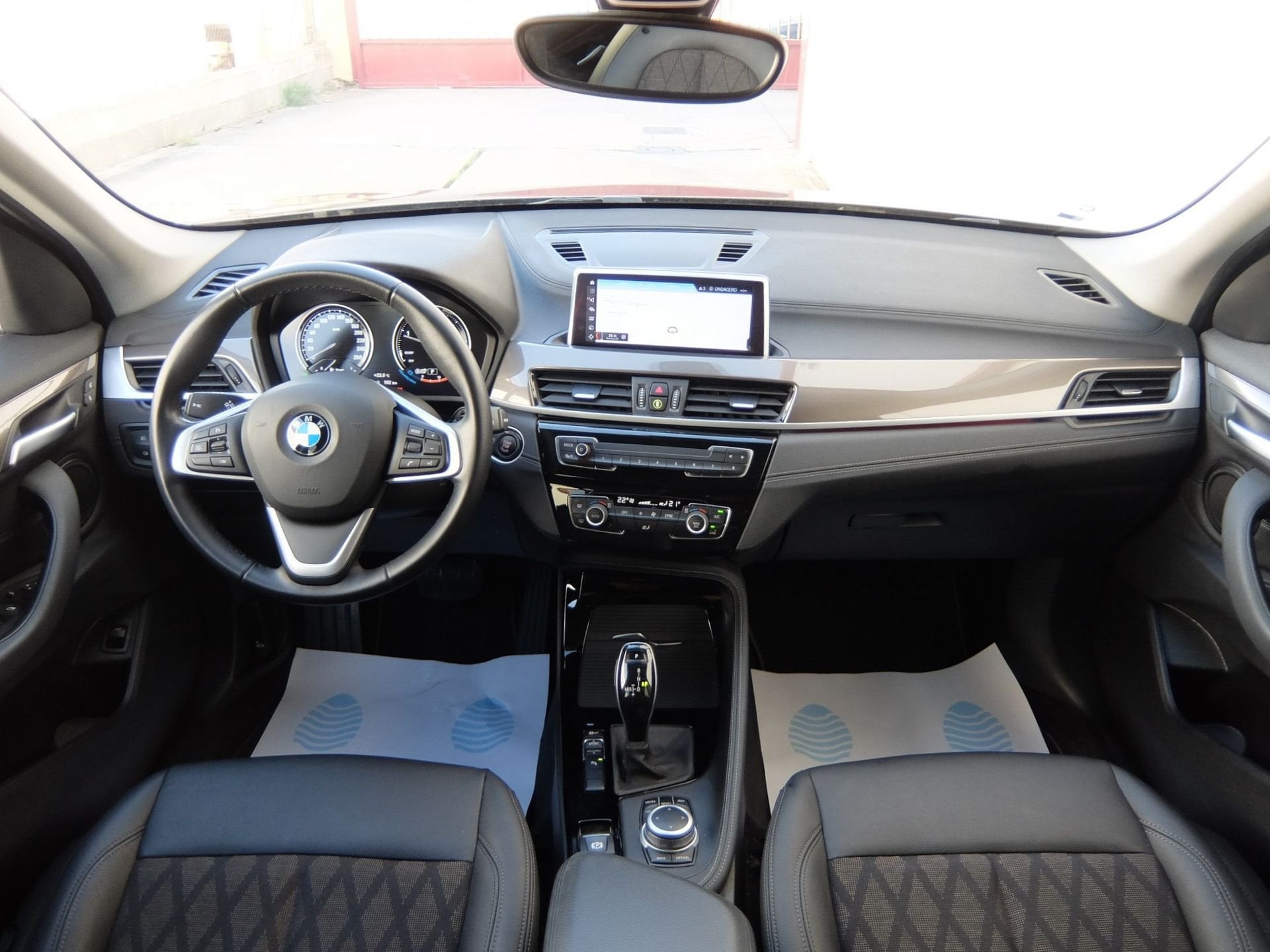 Foto del BMW X1 sDrive 18dA Corporate