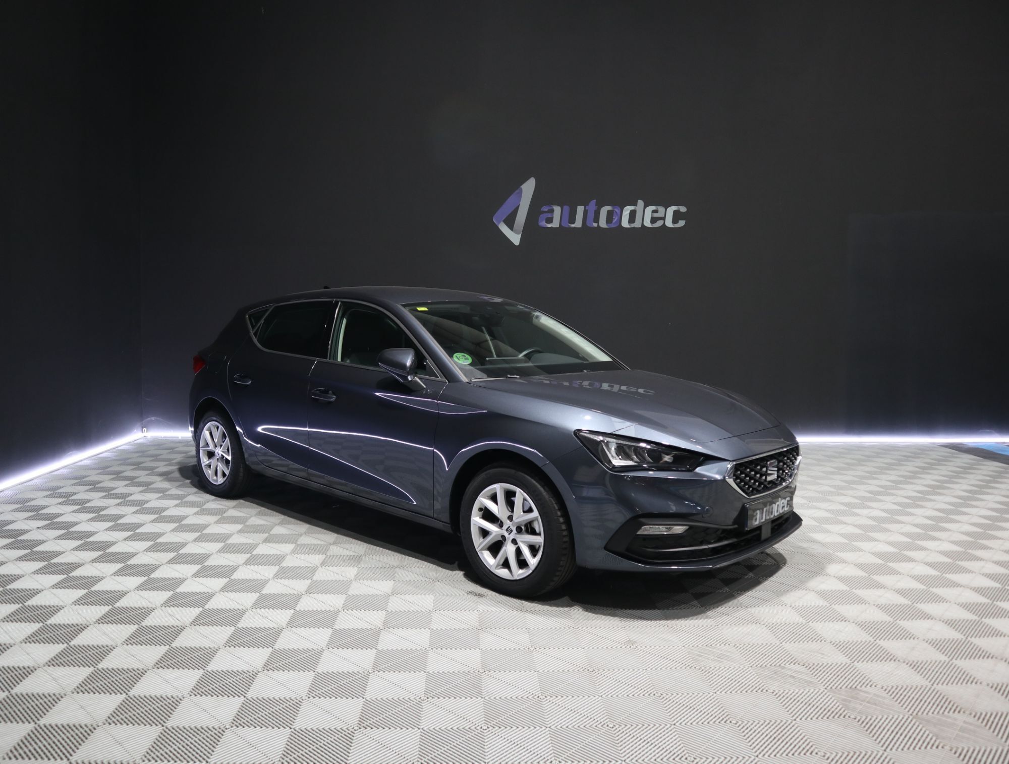 SEAT León (1.0 TSI Reference Launch Pack con Digital Cockpit 110) en Valenc