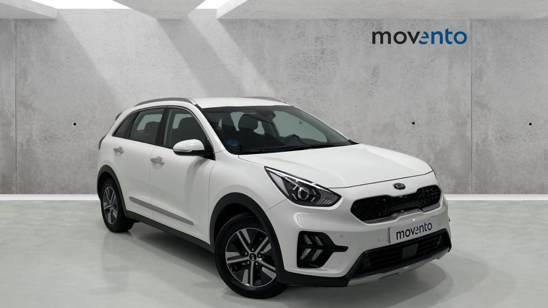 KIA Niro (1.6 GDi HEV Híbrido Drive 104 kW (141 CV)) en Barcelona