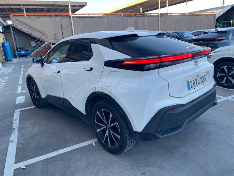 Foto del TOYOTA C-HR 200H Advance
