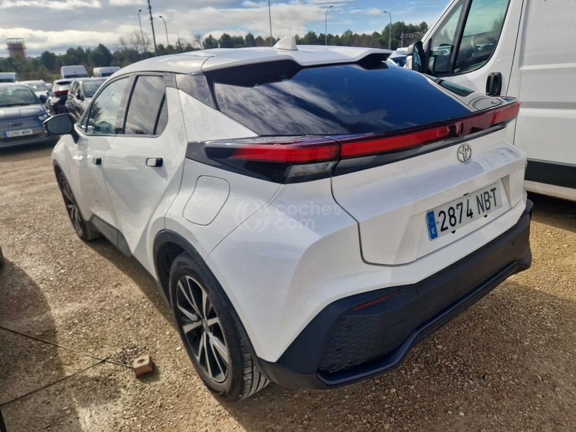 Foto del TOYOTA C-HR 200H Advance