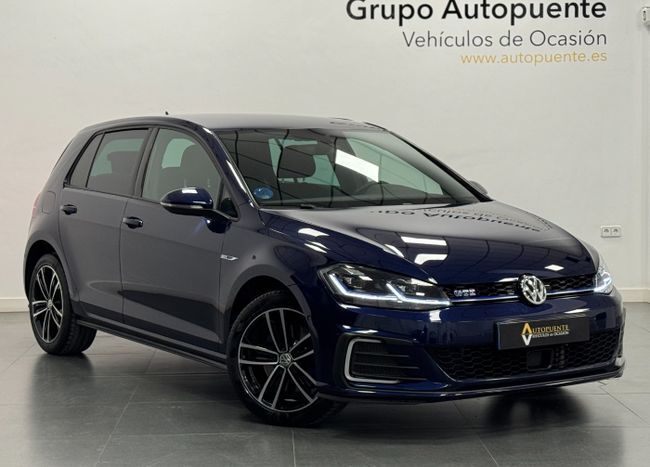 VOLKSWAGEN Golf (GTE 1.4 TSI e-Power Híbrido enchufable 204 5p) en Murcia