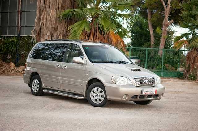 KIA Carnival (Carnival ES - Mon5 2.9 CRDi, LX, 2005 - 2006) en Murcia