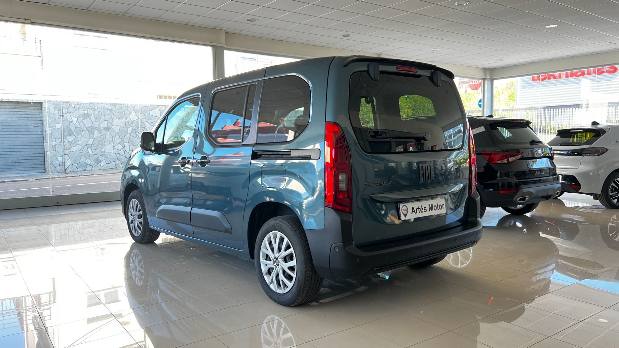 Foto del FIAT Dobló Dobló 1.5 Talla M 130 Aut.