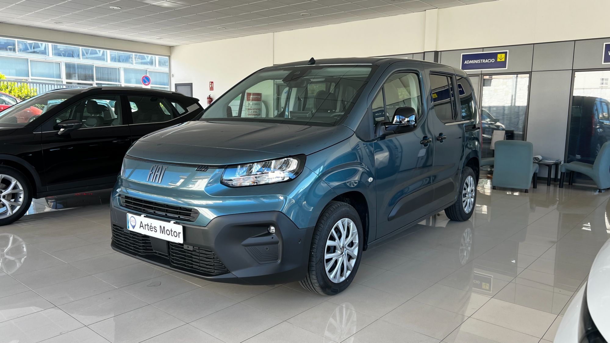 Foto del FIAT Dobló Dobló 1.5 Talla M 130 Aut.