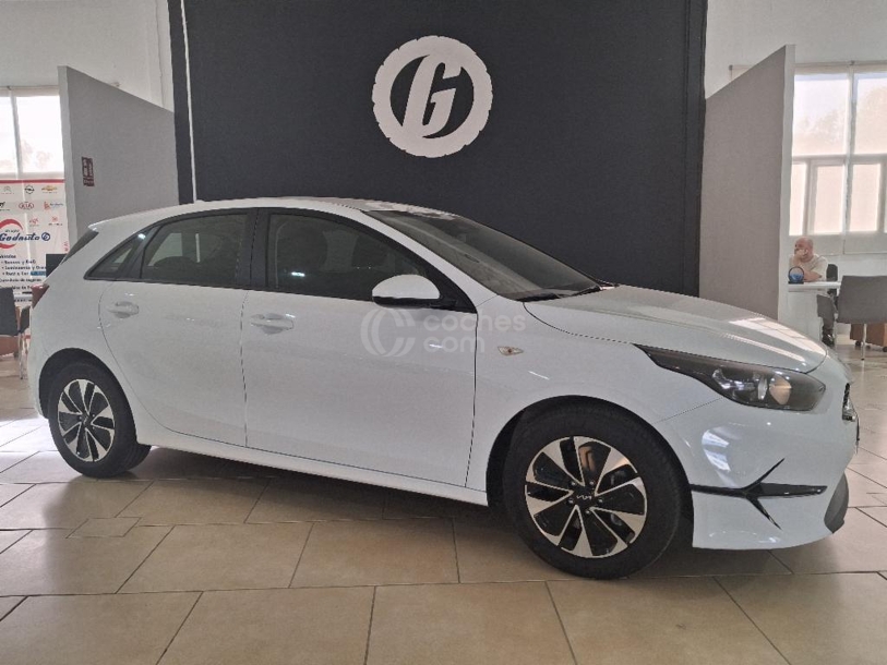 Foto del KIA Ceed 1.0 T-GDI Concept 100