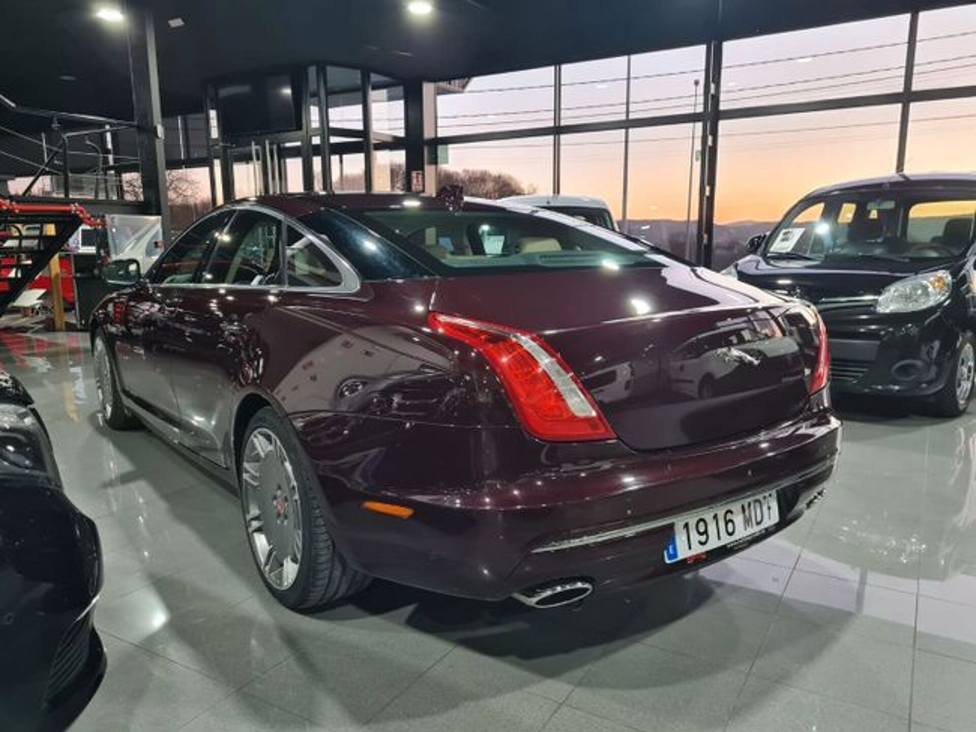 Imagen 3 de JAGUAR XJ