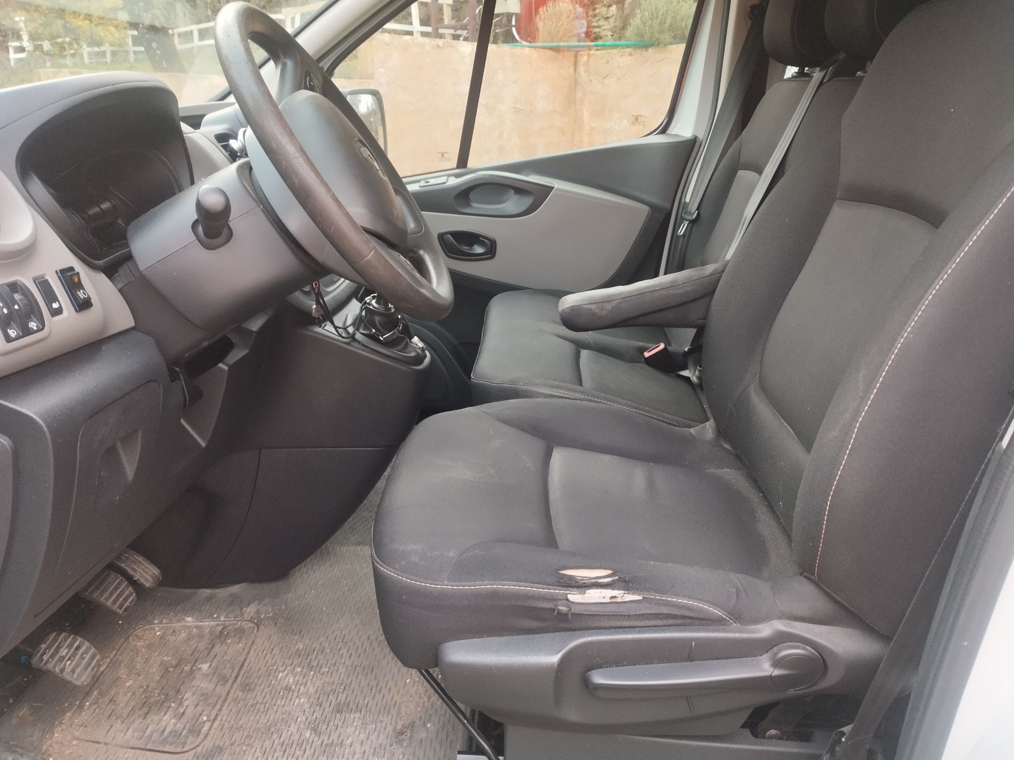 Foto del RENAULT Trafic Furgón 29 L2H1 dCi 88kW