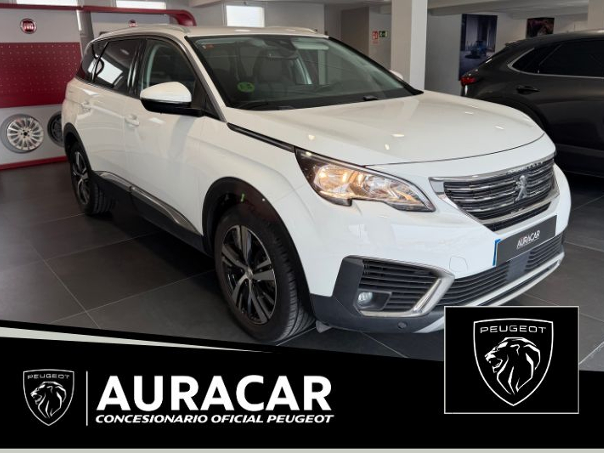 Imagen de PEUGEOT 5008