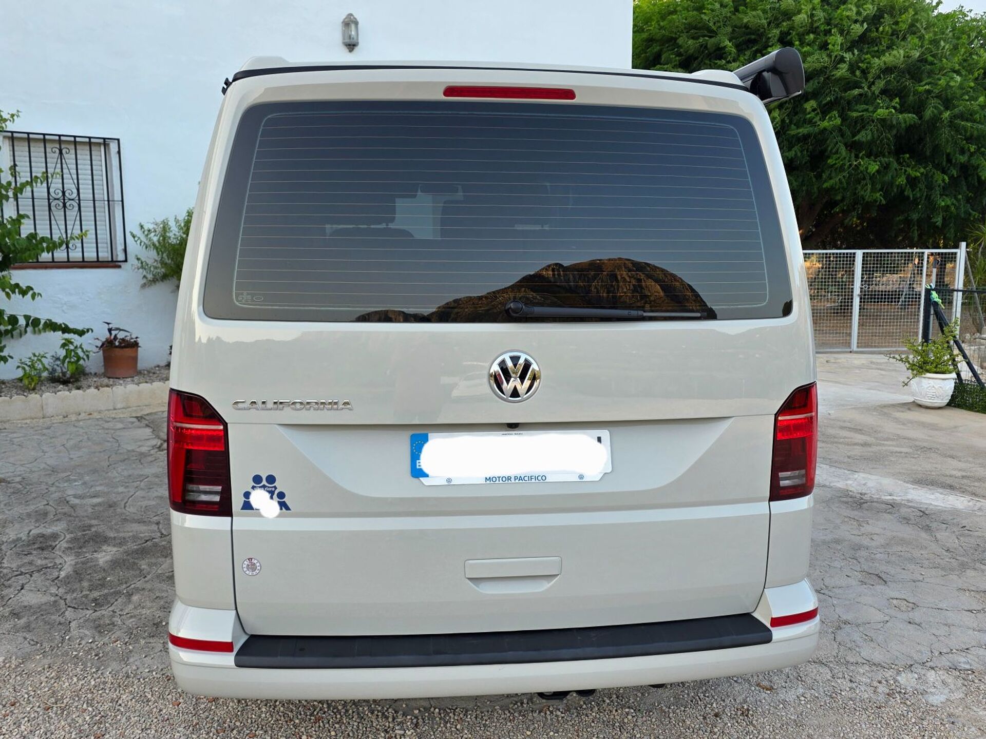 Imagen 2 de VOLKSWAGEN California