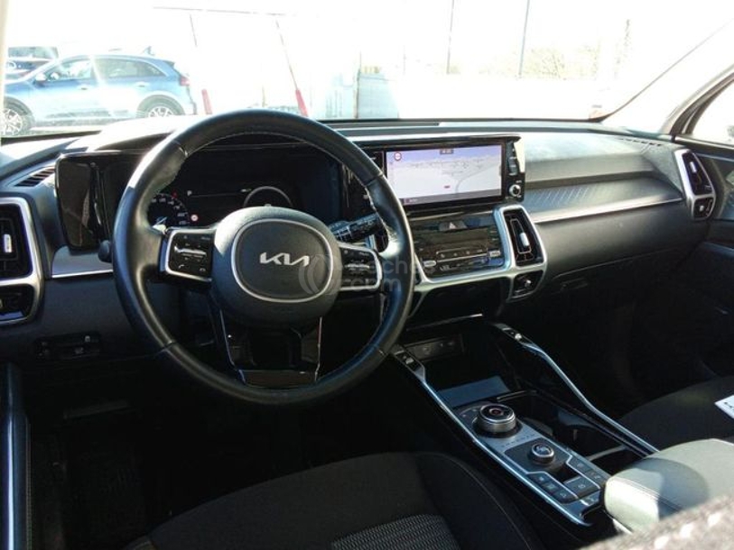 Foto del KIA Sorento 1.6 T-GDi HEV Emotion 4x2