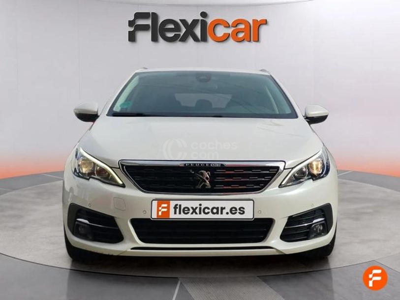 Foto del PEUGEOT 308 SW 1.2 PureTech S&S Allure 130