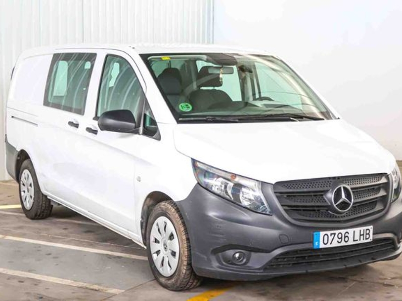 Foto del MERCEDES Vito Tourer 110 CDI tD Base Larga