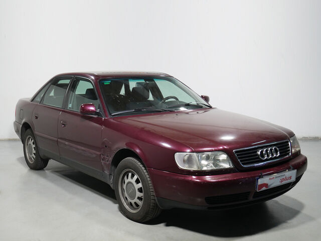 AUDI A6 (2.3 sedan 98 kW (133 CV)) en León