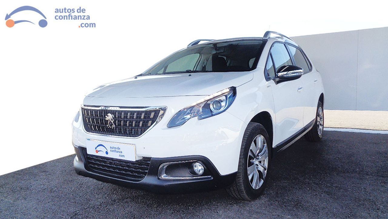 PEUGEOT 2008 (1.2 PURETECH STYLE S&S) en Córdoba