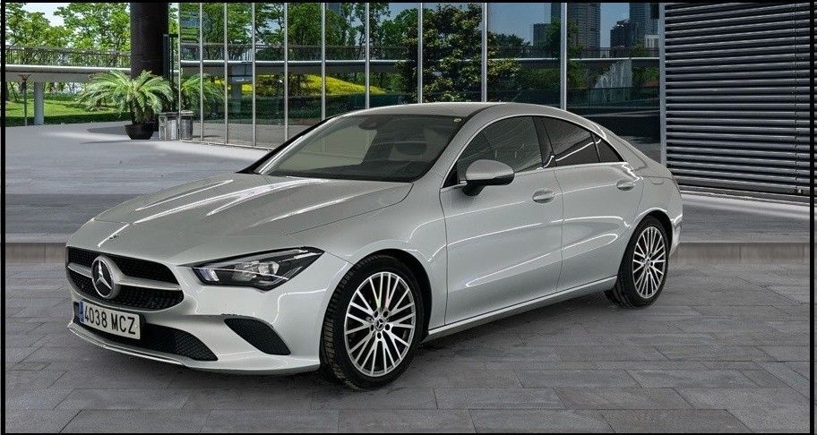 MERCEDES Clase CLA (CLA 180 7G-DCT) en Huelva
