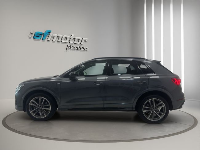 Foto del AUDI Q3 45 TFSIe Black line S-tronic