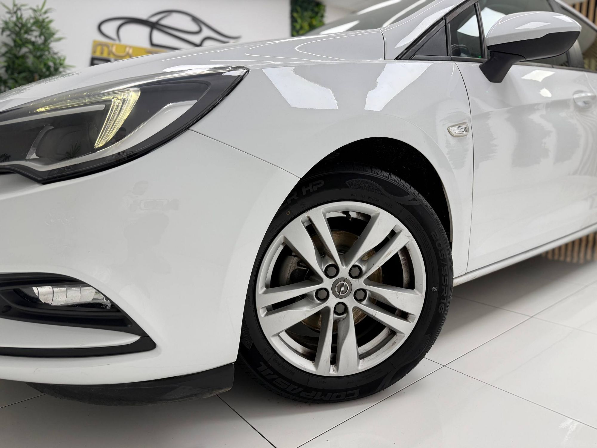 Foto del OPEL Astra 1.6CDTi S-S Selective Pro 110