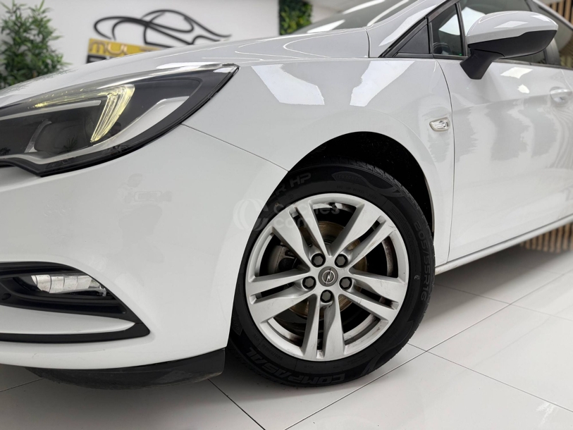 Foto del OPEL Astra 1.6CDTi S-S Selective Pro 110