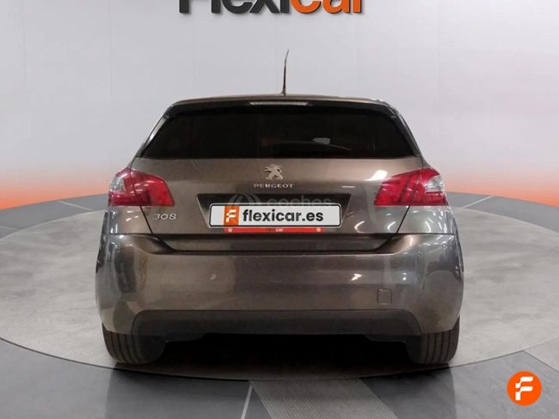 Foto del PEUGEOT 308 1.2 PureTech S&S Style 130