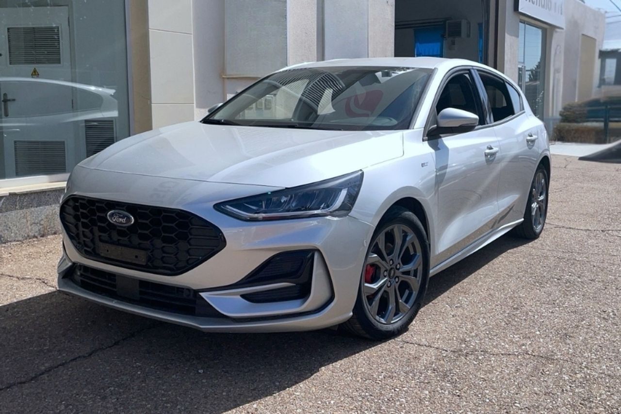 FORD Focus (1.0 ECOBOOST MHEV 92KW ST-LINE 125 5P) en Cantabria
