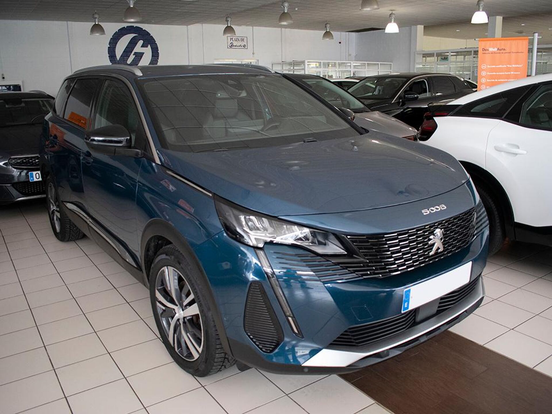 Imagen de PEUGEOT 5008