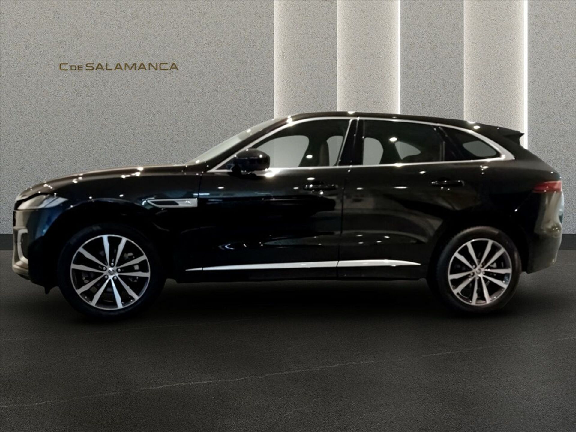 Imagen 2 de JAGUAR F-Pace