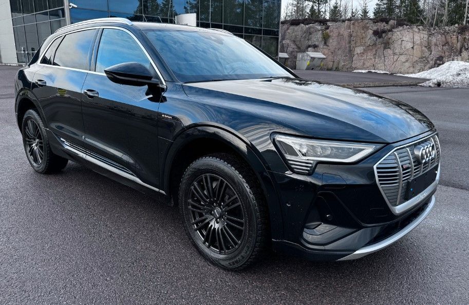 Foto del AUDI e-tron Sportback 55 quattro S line