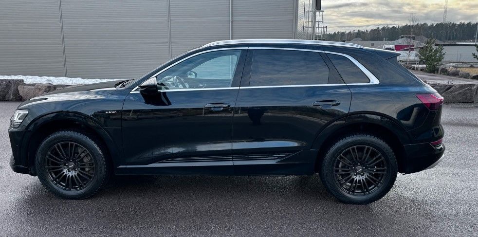 Foto del AUDI e-tron Sportback 55 quattro S line