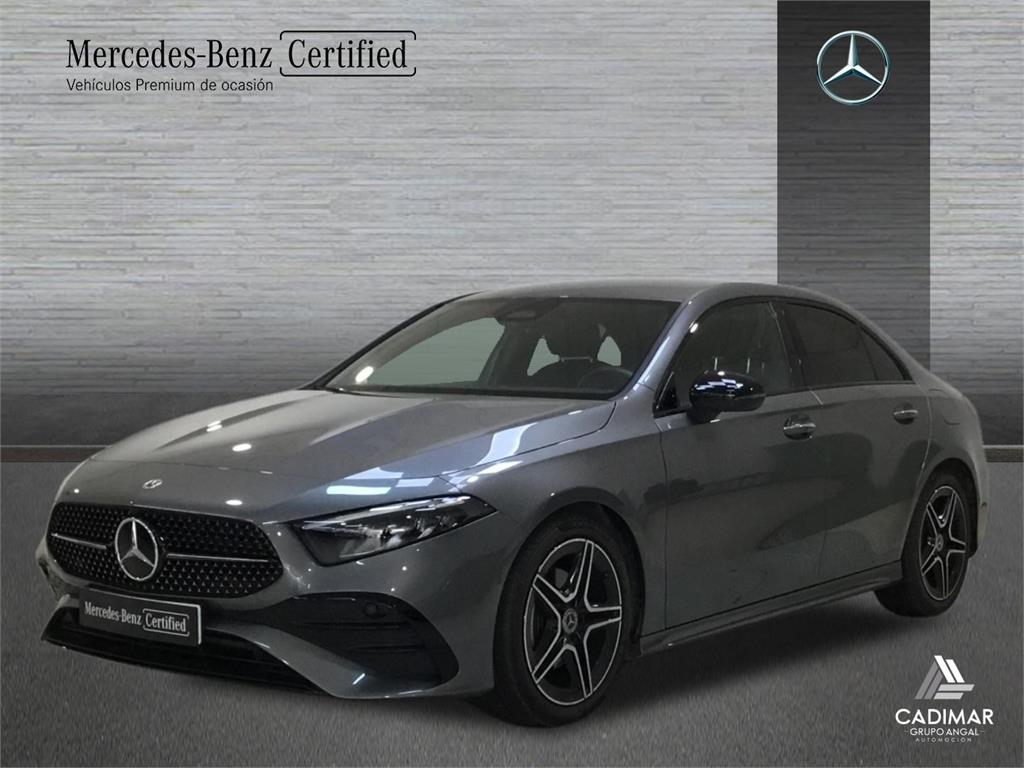 MERCEDES Clase A (A 200 d Sedán) en Cádiz
