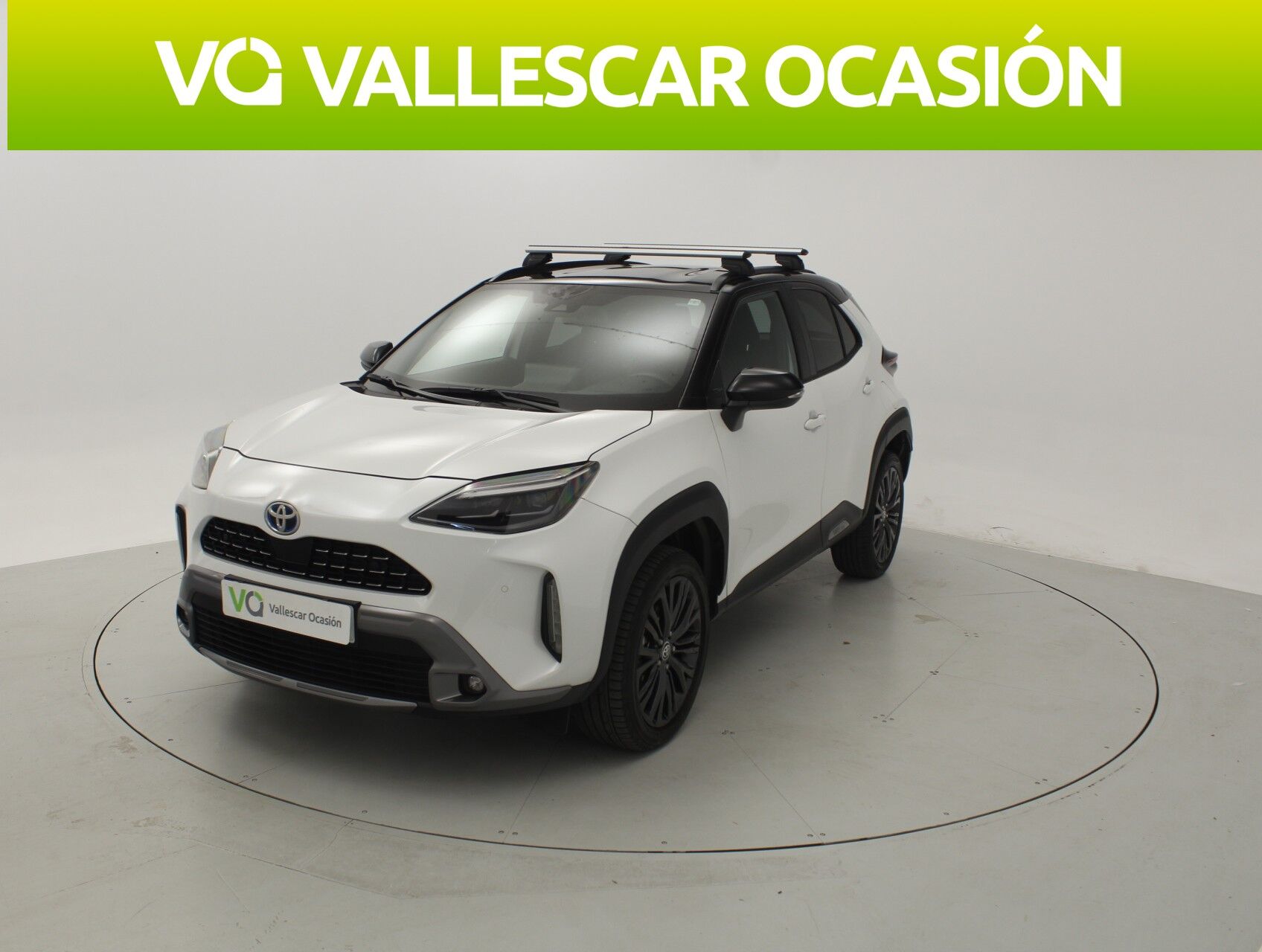 TOYOTA Yaris Cross (ADVENTURE 1.5 VVT-I HYBRID 116 CV 4WD 5P) en Barcelona