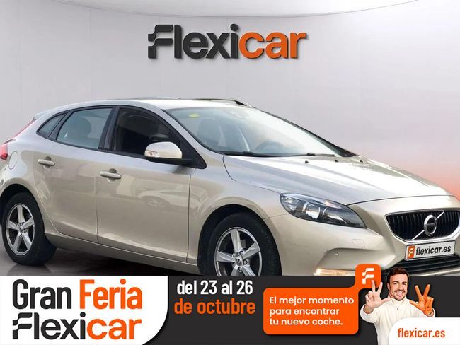 VOLVO V40 (2.0 D2 Kinetic) en Almería