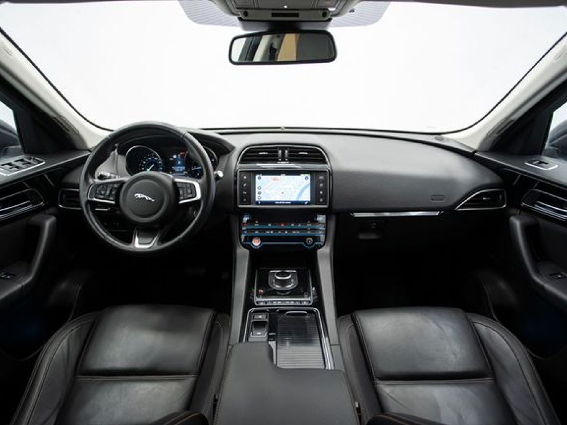 Imagen 3 de JAGUAR F-Pace