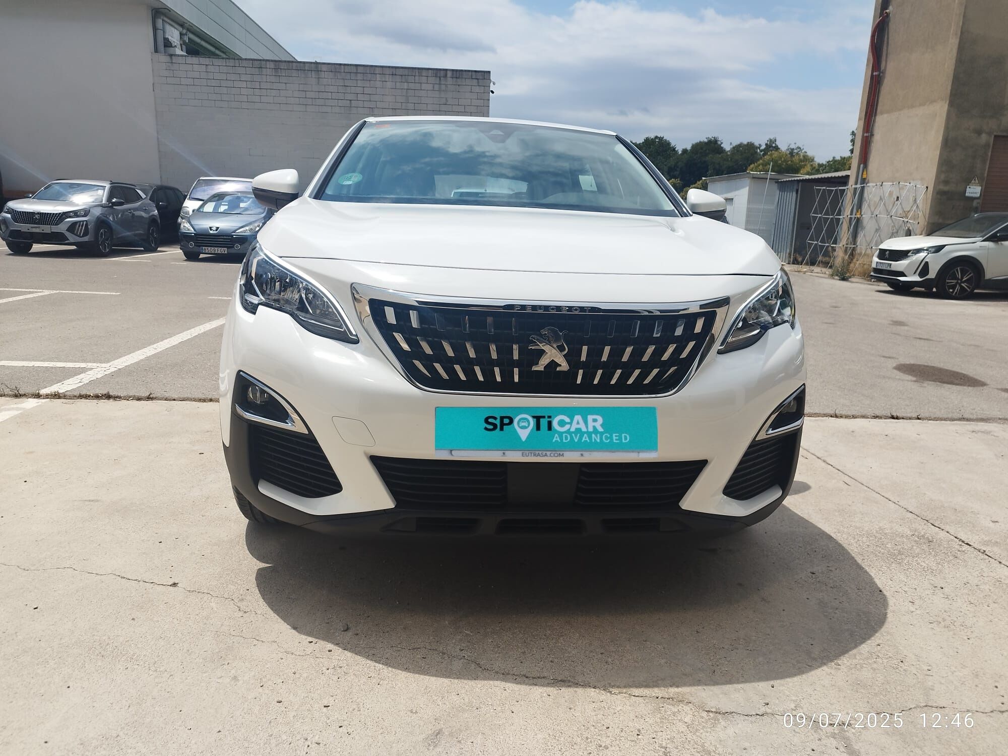 PEUGEOT 3008 SUV (1.5L BlueHDi 96kW (130CV) S&S Active) en Barcelona