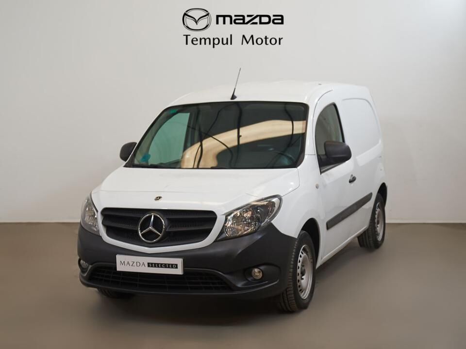 MERCEDES Citan (Tourer 109CDI Pure) en Cádiz