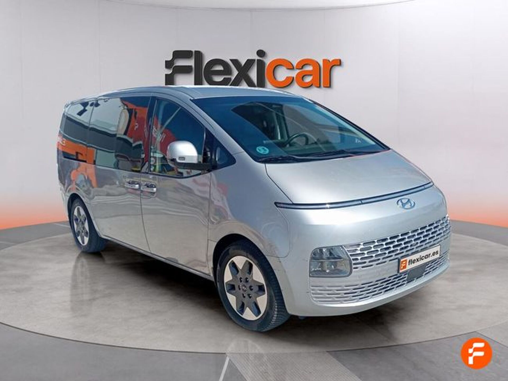 Imagen 2 de HYUNDAI Staria