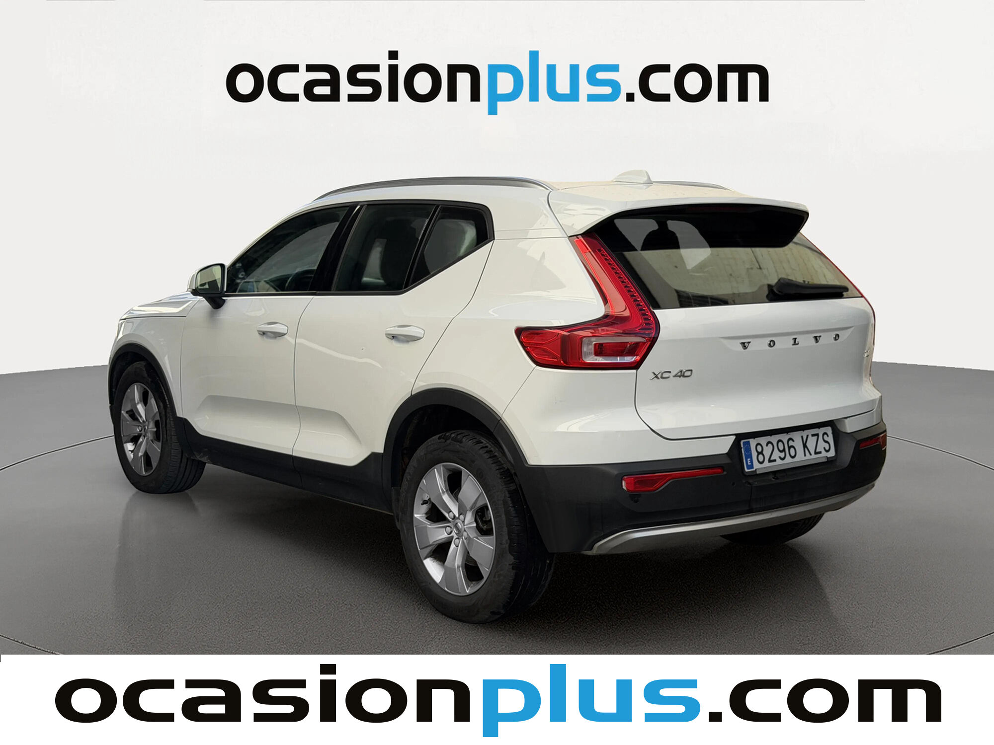Foto del VOLVO XC40 T4 Momentum Aut.