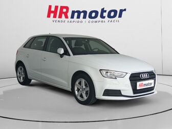 Imagen de AUDI A3 Sportback 30 TFSI Black line S tronic 85kW