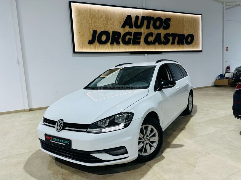 Foto del VOLKSWAGEN Golf 1.6TDI Business and Navi Edition 85kW