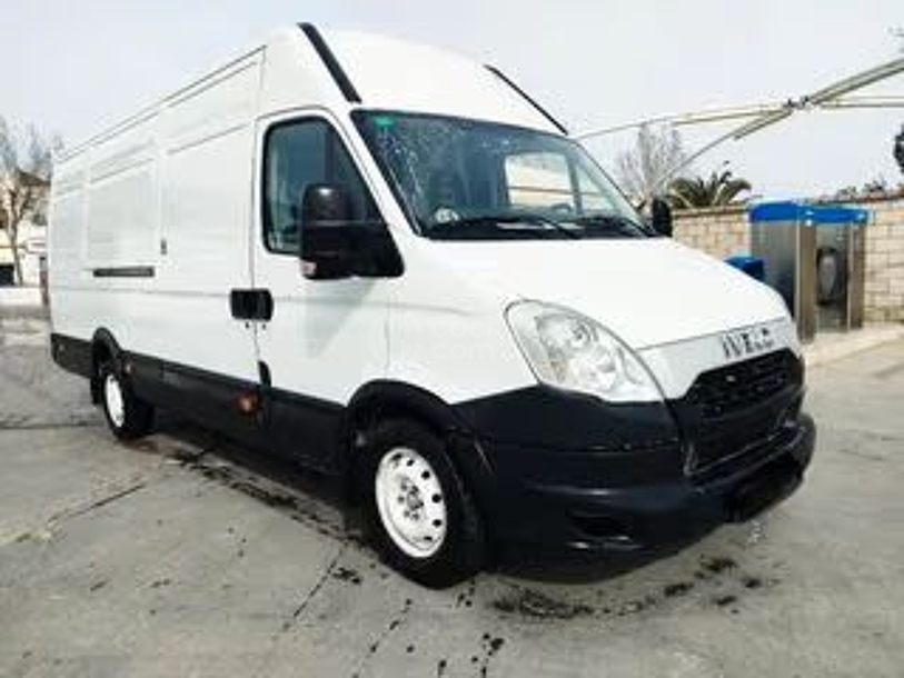 Foto del IVECO Daily Furgón 35C11 V 4100L H3 Tor 19.6 106